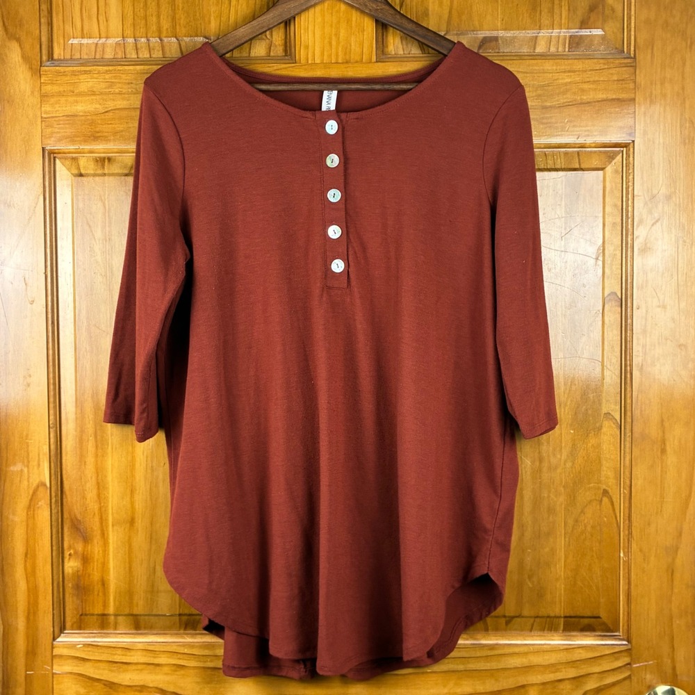 Zenana Premium Womens Rust Brown Henley 3/4 Sleeve Top Large RT-1597P